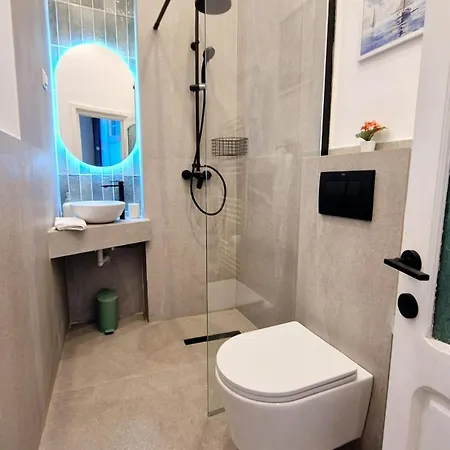 Einstein Apartamento *
